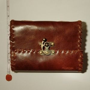 Goyal Crafts hand made leather journal with hook closure